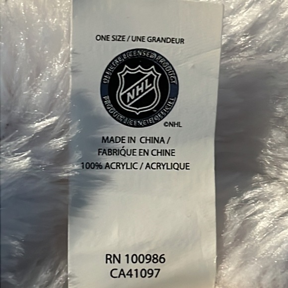 Ladies Flames Toque - Picture 3 of 4